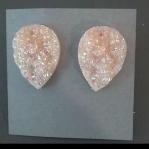 Tear drop earrings Beautiful